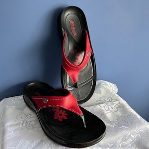 New Aerosoft slip on sandals, size 38